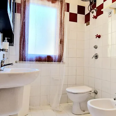 House Con Piscina Privata 7 Posti Dağ evi Macari